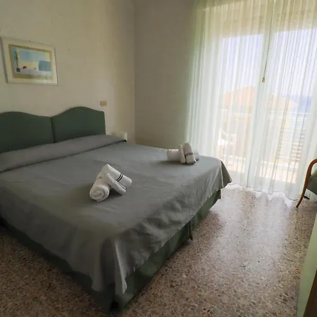Hotel Corallo 3*